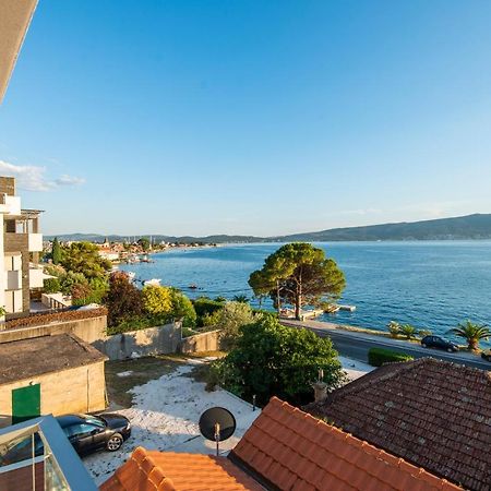 Villa Providenca Apartments Tivat Exterior photo