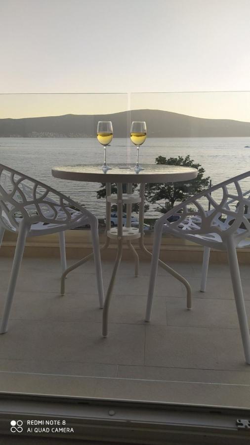 Villa Providenca Apartments Tivat Exterior photo