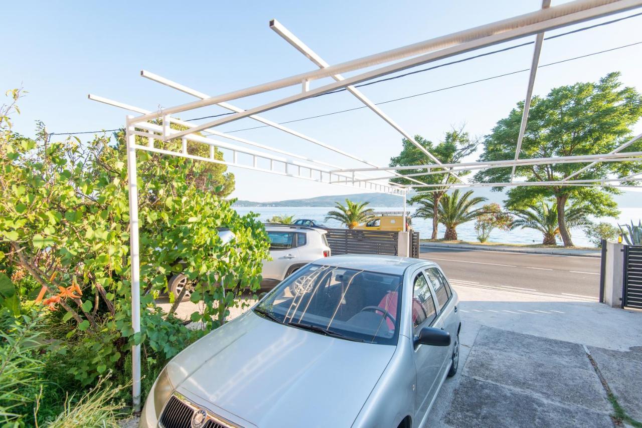 Villa Providenca Apartments Tivat Exterior photo