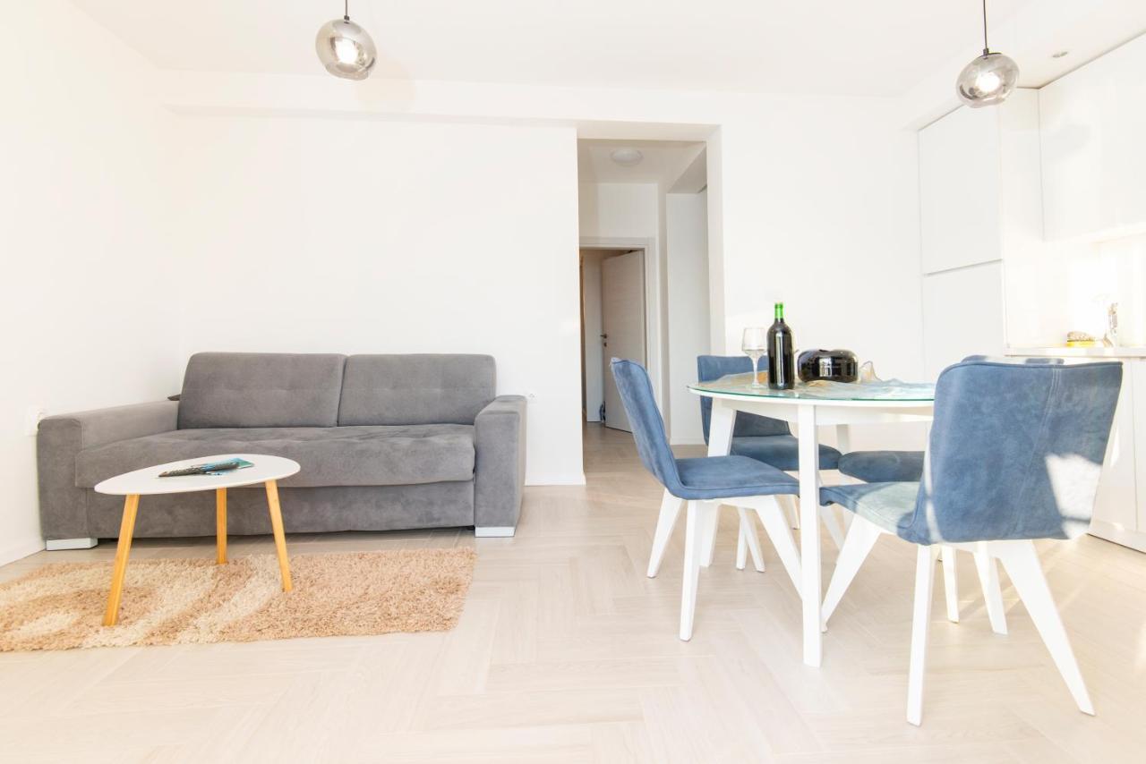 Villa Providenca Apartments Tivat Exterior photo