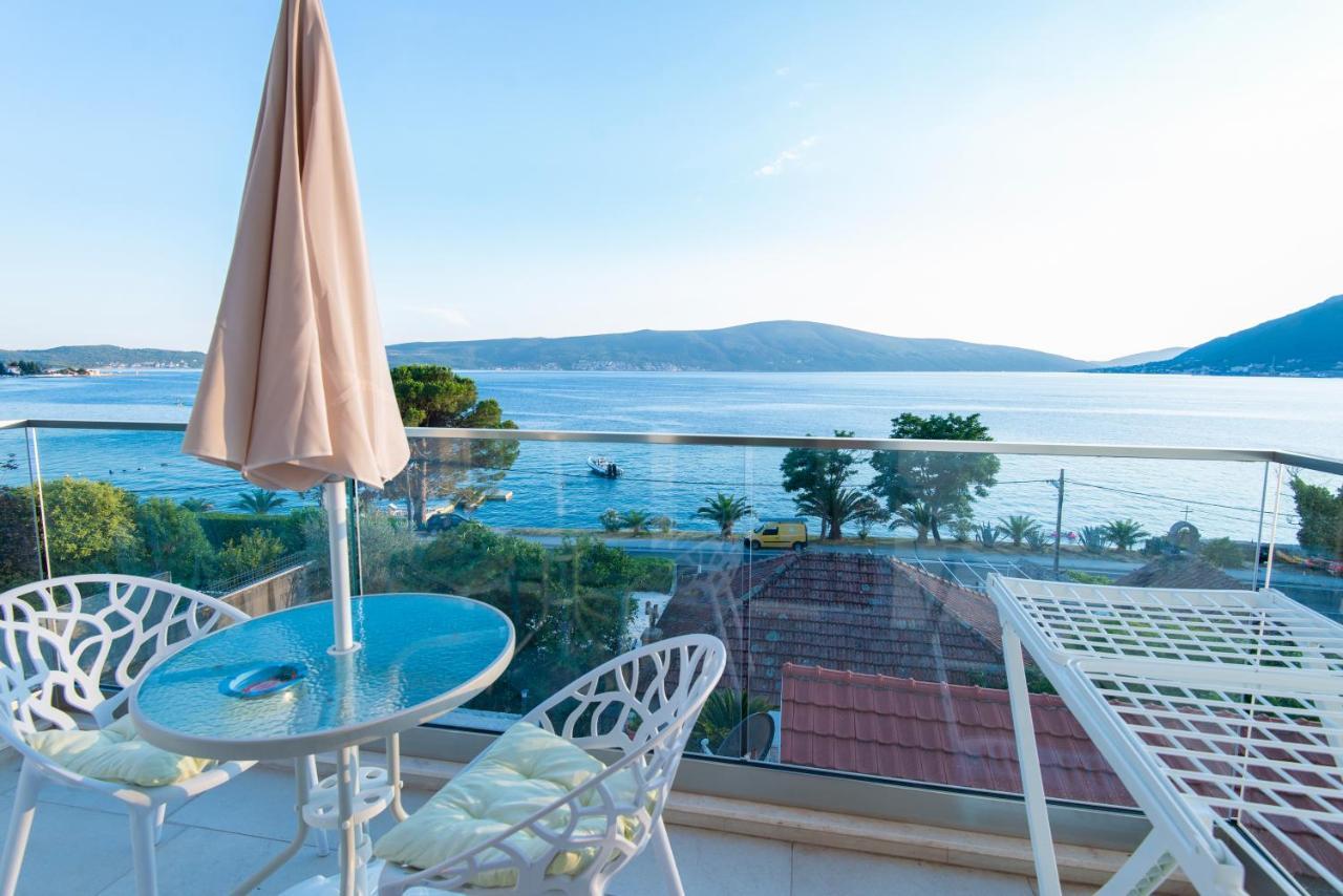 Villa Providenca Apartments Tivat Exterior photo