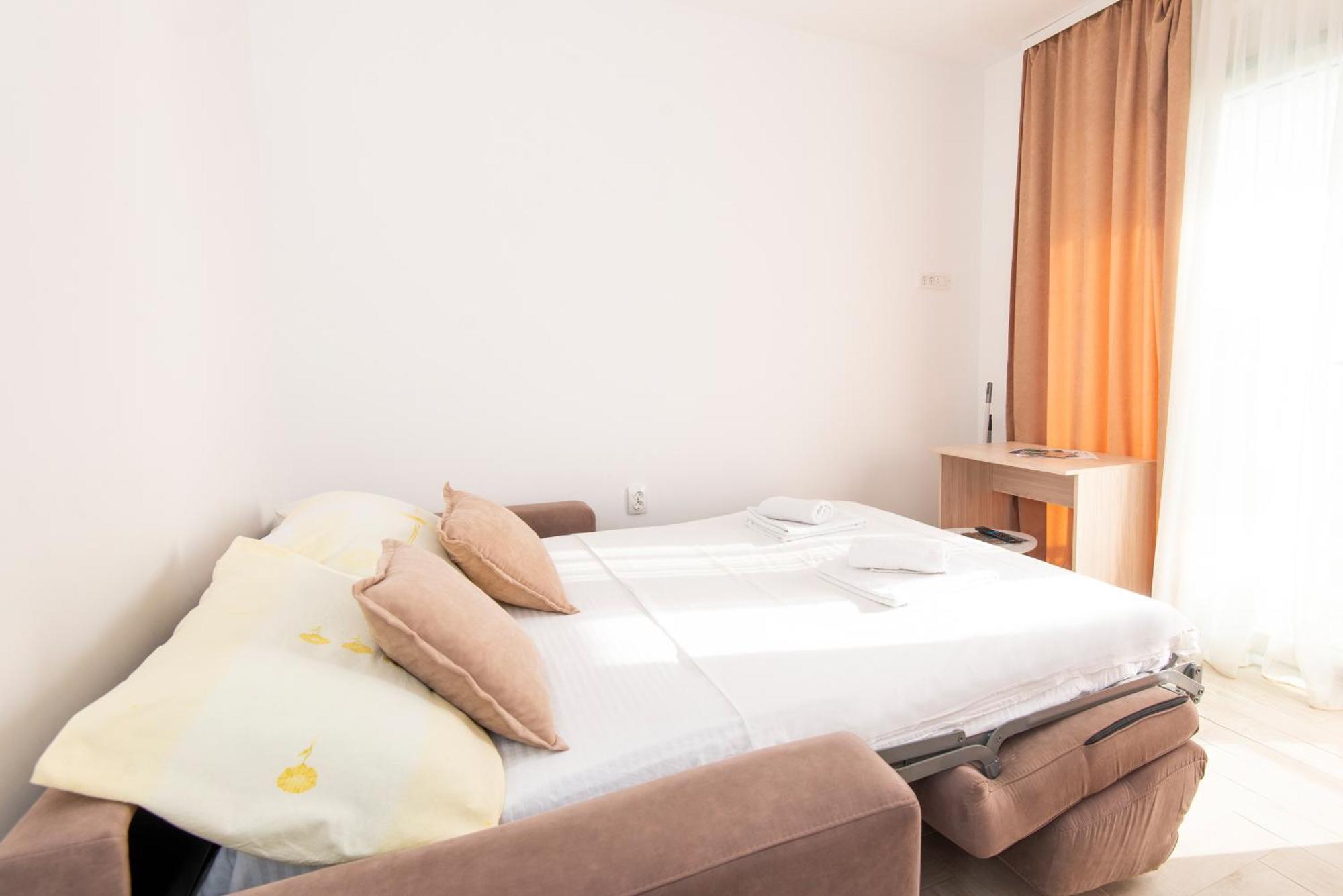 Villa Providenca Apartments Tivat Exterior photo